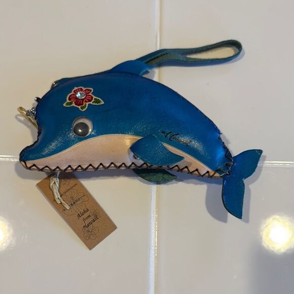 Aloha From Hawaii Dolphin Coin Purse Handmade Leather Zip Wristlet NWT - Picture 1 of 5